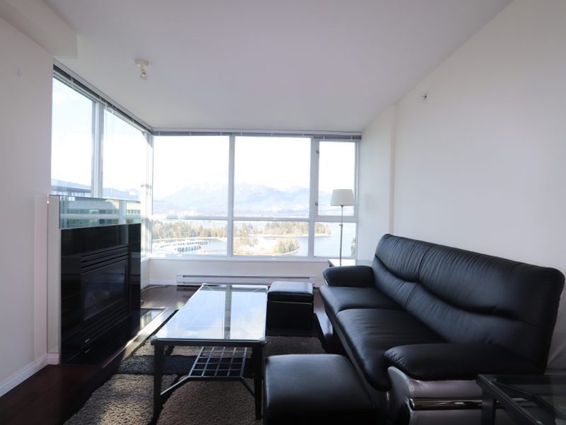 Fully Furnished Private Rooms in Downtown Vancouver