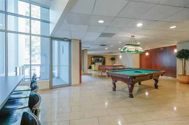 Fully Furnished Private Rooms in Downtown Vancouver