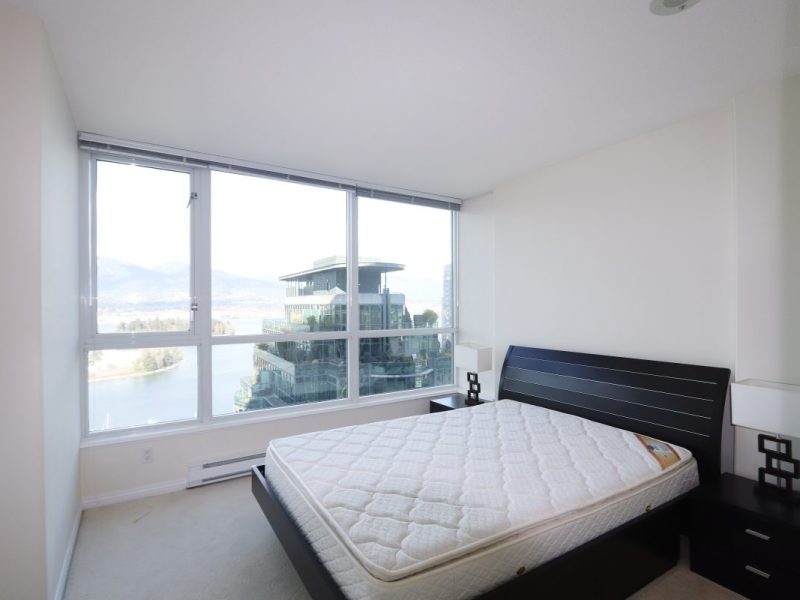 Fully Furnished Private Rooms in Downtown Vancouver