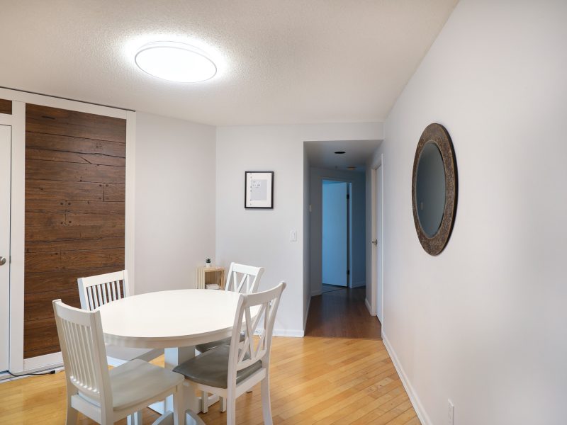 MASTER BEDROOM WITH BATH | Available NOW!