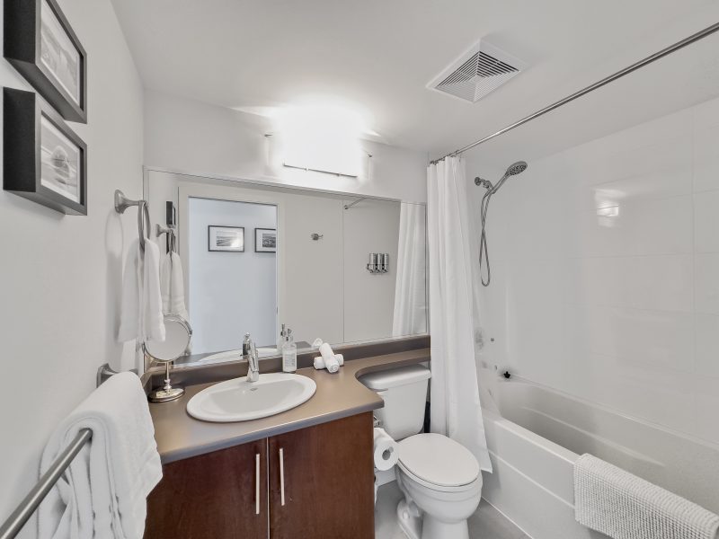 All Bills Inclusive Fully Furnished Private Room near NIC and Work Hubs!
