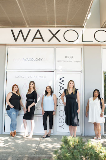 Waxologist / Esthetician